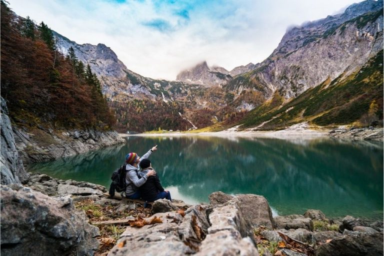 16 Benefits of Traveling as a Couple