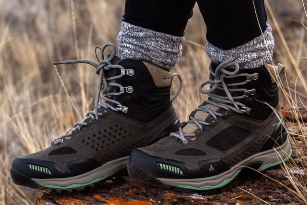 hiking for women: trekking boots