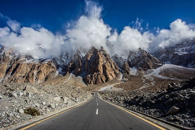 Best scenic drives in the world- Karakoram Highway
