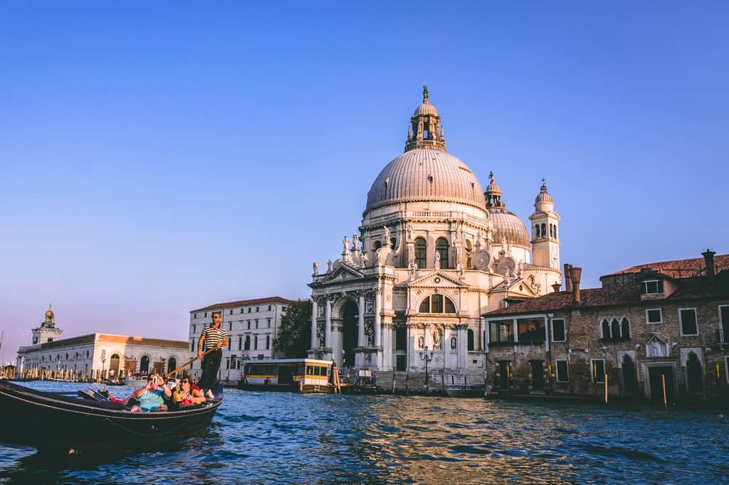 Ultimate travel bucket list 2021