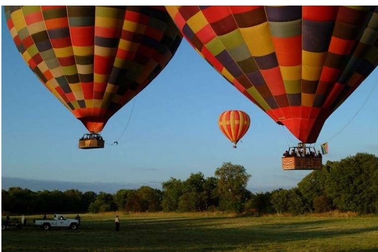 hot air ballon at magaliesberg