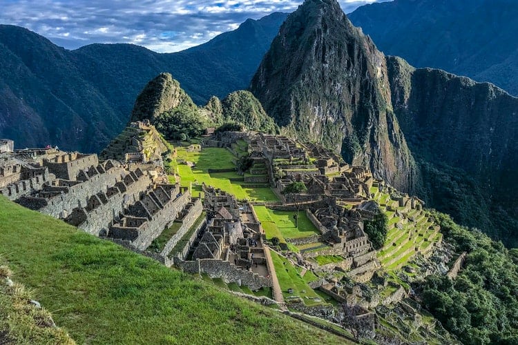 Travel bucket list ideas: trek to machu picchu